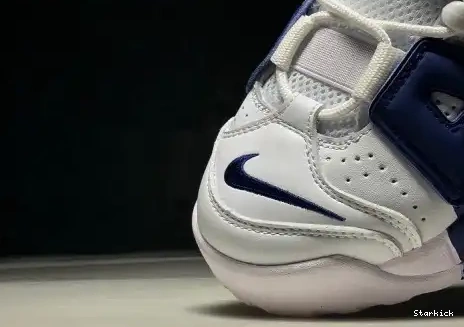 Knicks  Nike Uptempo 921948-101 Air More 0518
